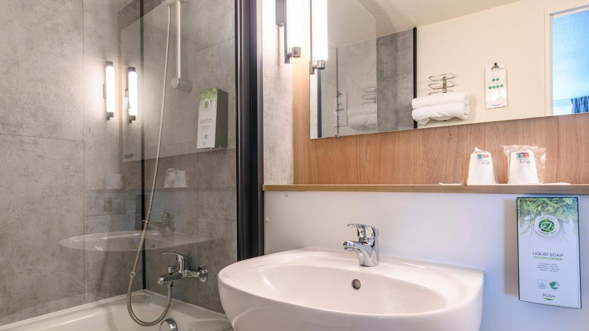 Campanile Prime - Nimes Centre Hotel Luaran gambar